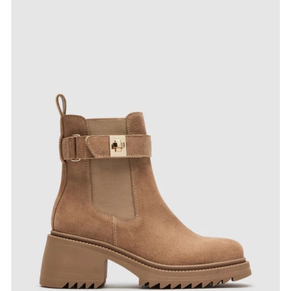 Steve Madden Gates Boots - Picture 6 of 6